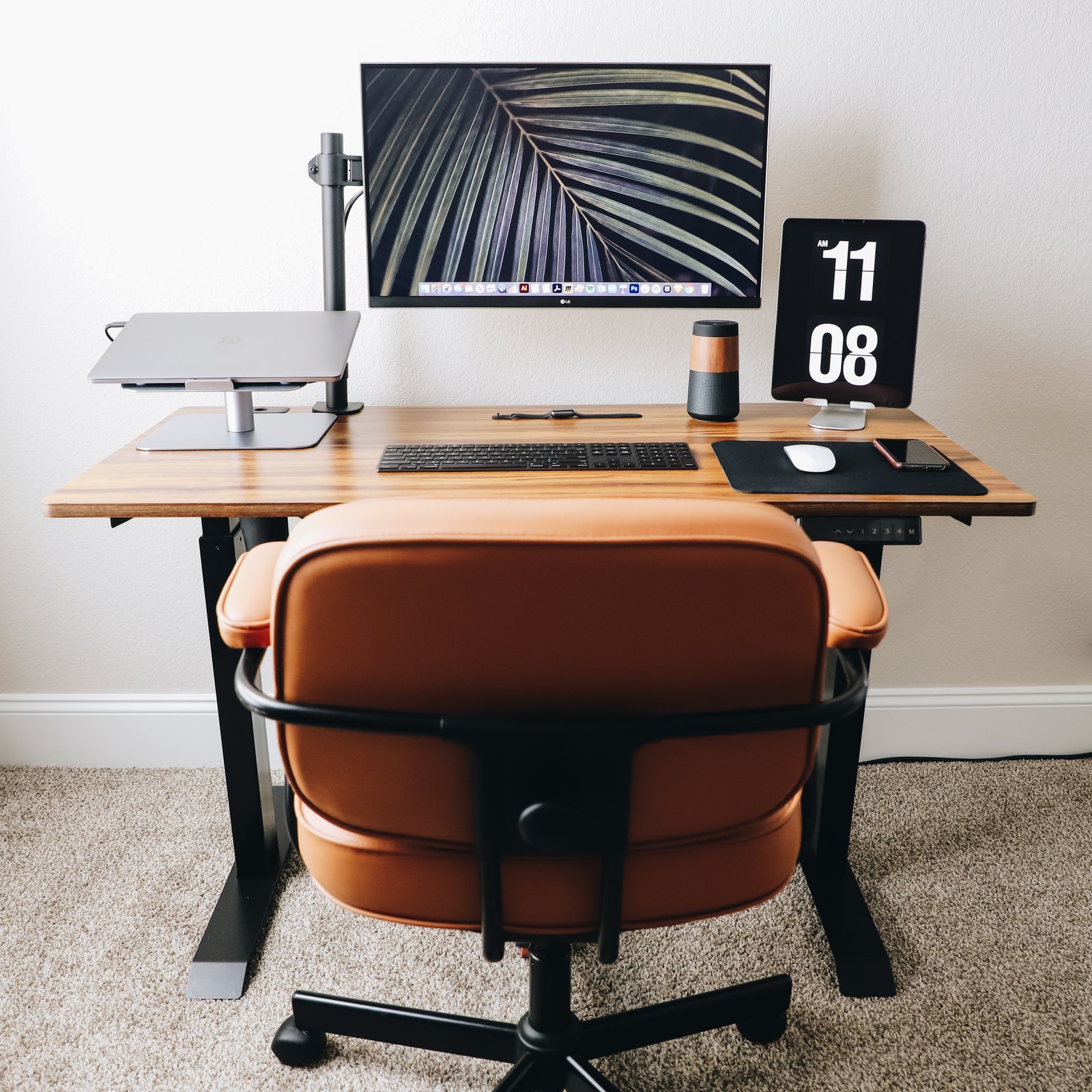 brown home office